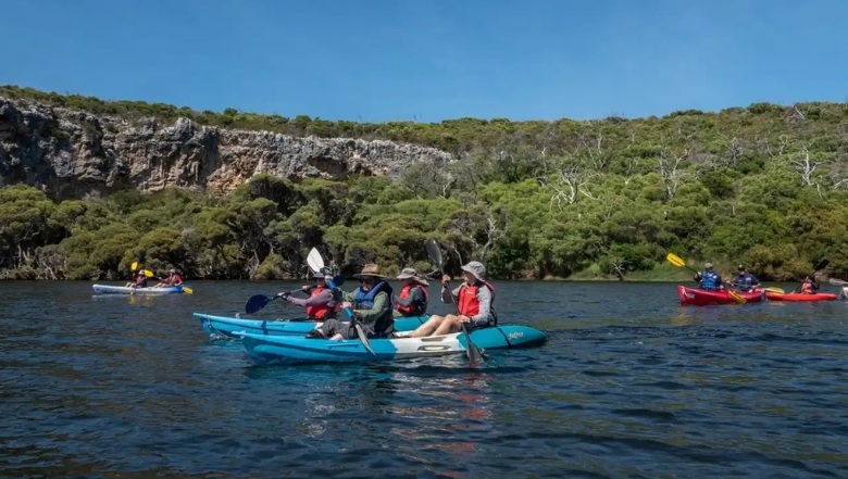 Wooditjup Bilya Cultural Paddle