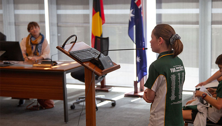 Primary School Students Visit Council Chambers 