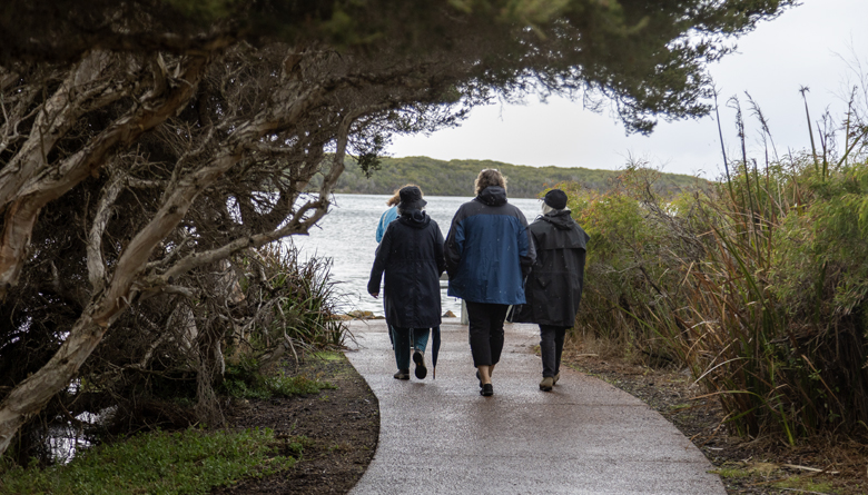 Volunteers Care for Augusta’s Foreshore and Bushland