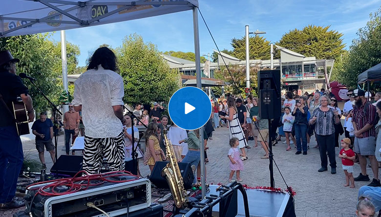 Fabulous Fearn Ave Fiesta!