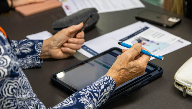 Digital Drop-ins at Augusta Library