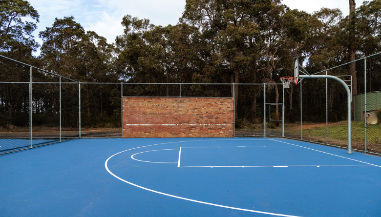 Newly resurfaced courts now open in Witchcliffe