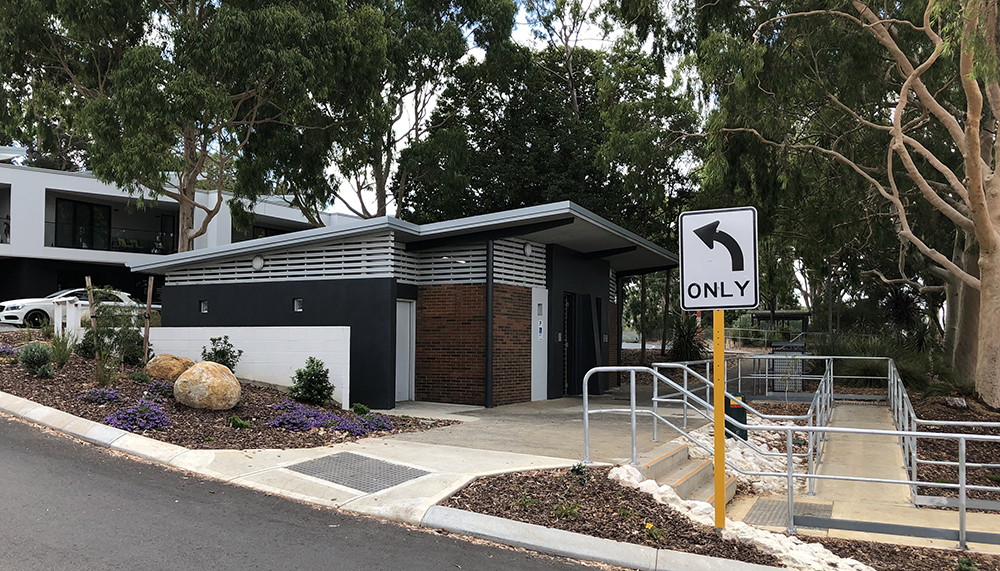 Temporary toilet closure 